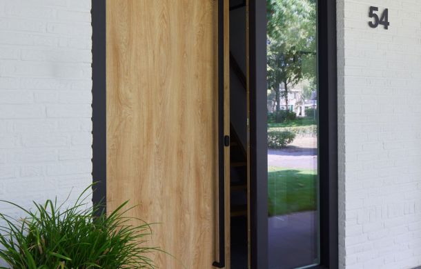 Zijn kunststof deuren geschikt voor renovatie van oude woningen?