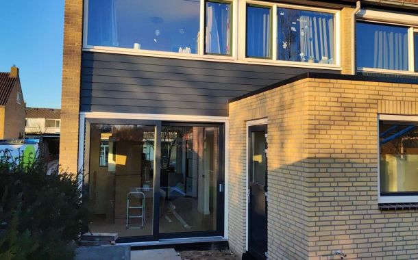 Volledige woningrenovatie: renovatie houten kozijnen